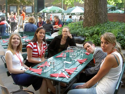 Marika, Johanna, Kristina och Anders i v�ntan p� middag