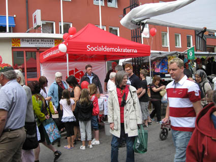 Informationst�lt undr drakb�tsfestivalen