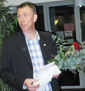Olle med blommor