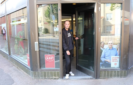 Jocke Lundgren i nya lokalen